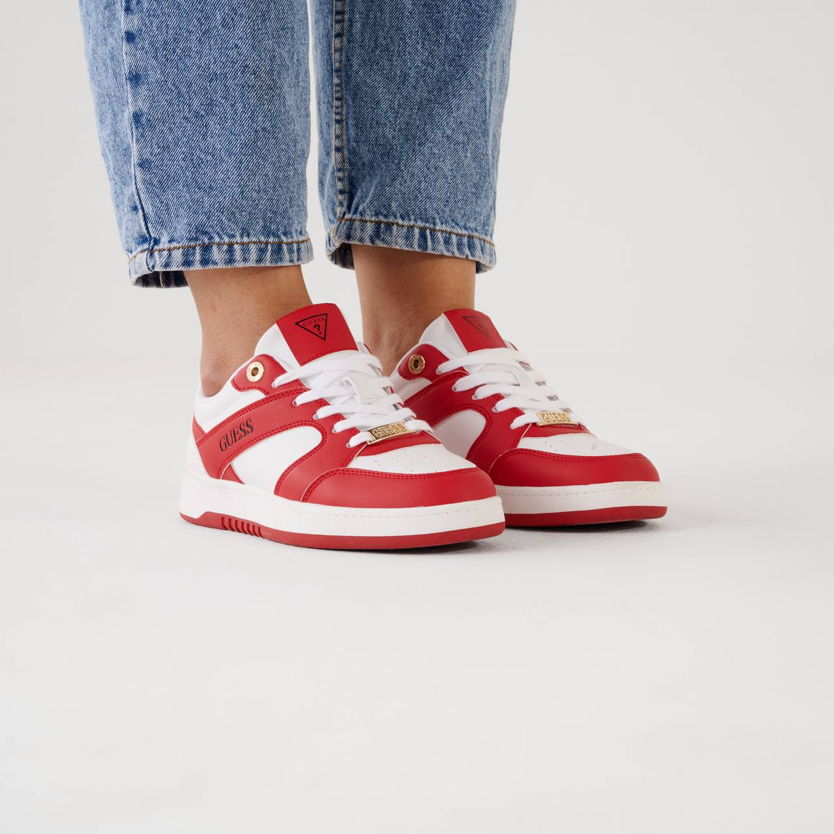 Guess - Crown Store