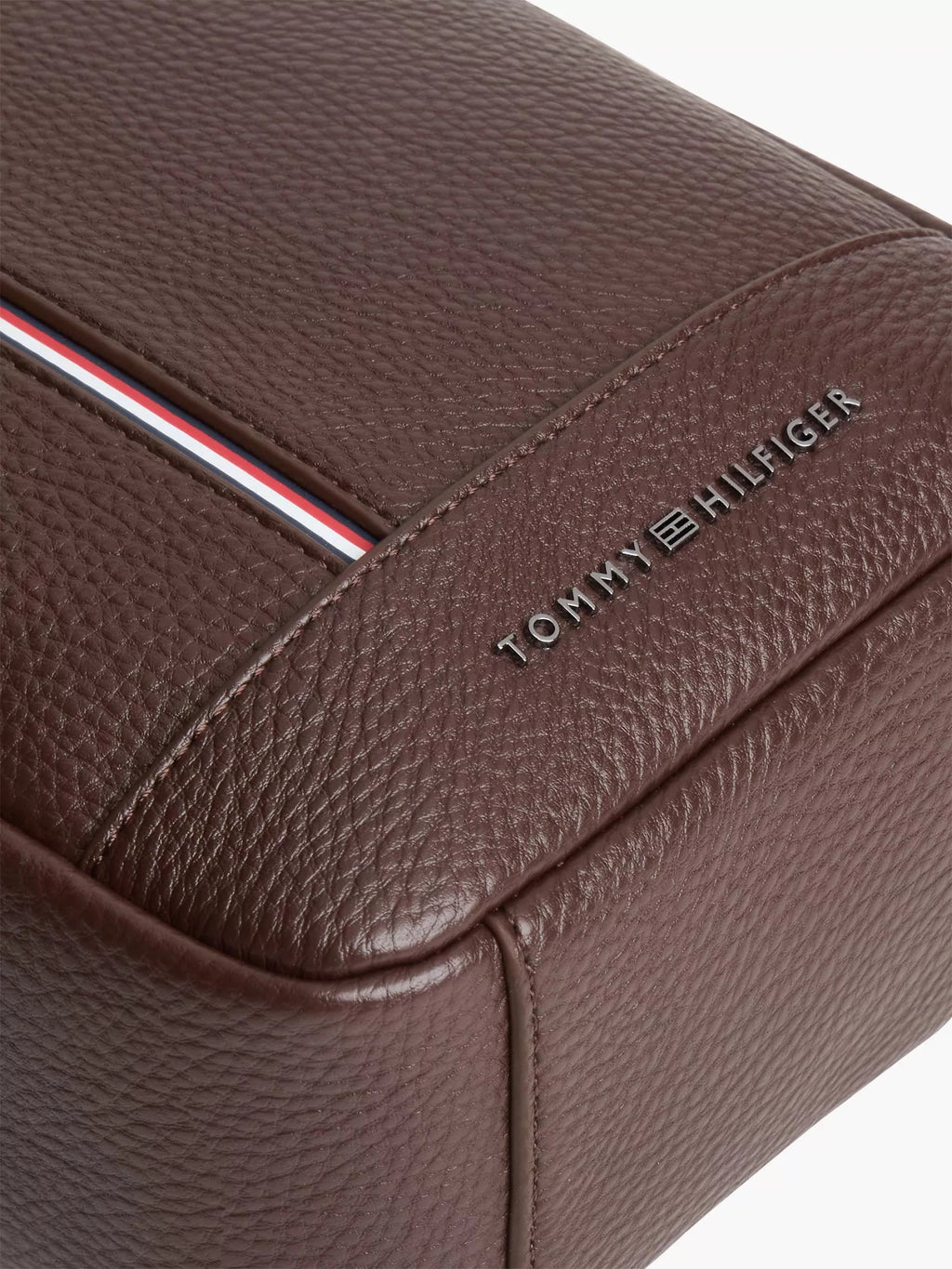 حقيبه تومي اوريجنال - Crown Store