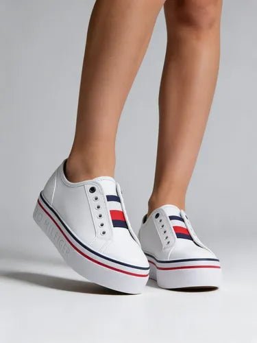 Tommy Hilfiger - Crown Store