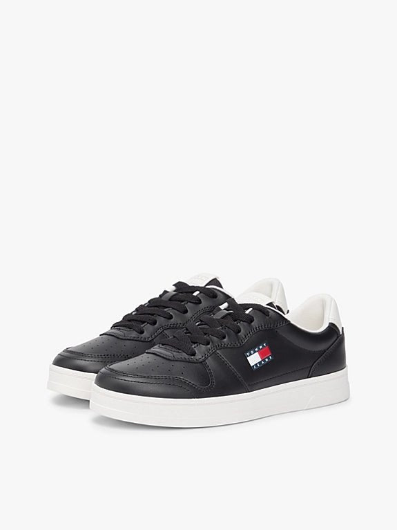 Tommy Hilfiger - Crown Store