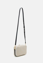 TOMMY HILFIGER DISTINCT CROSSBODY BAG - Crown Store